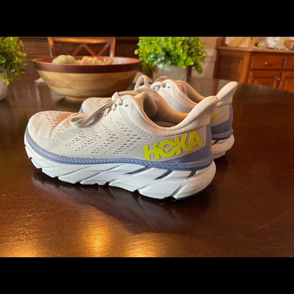 Women’s Hoka Clifton